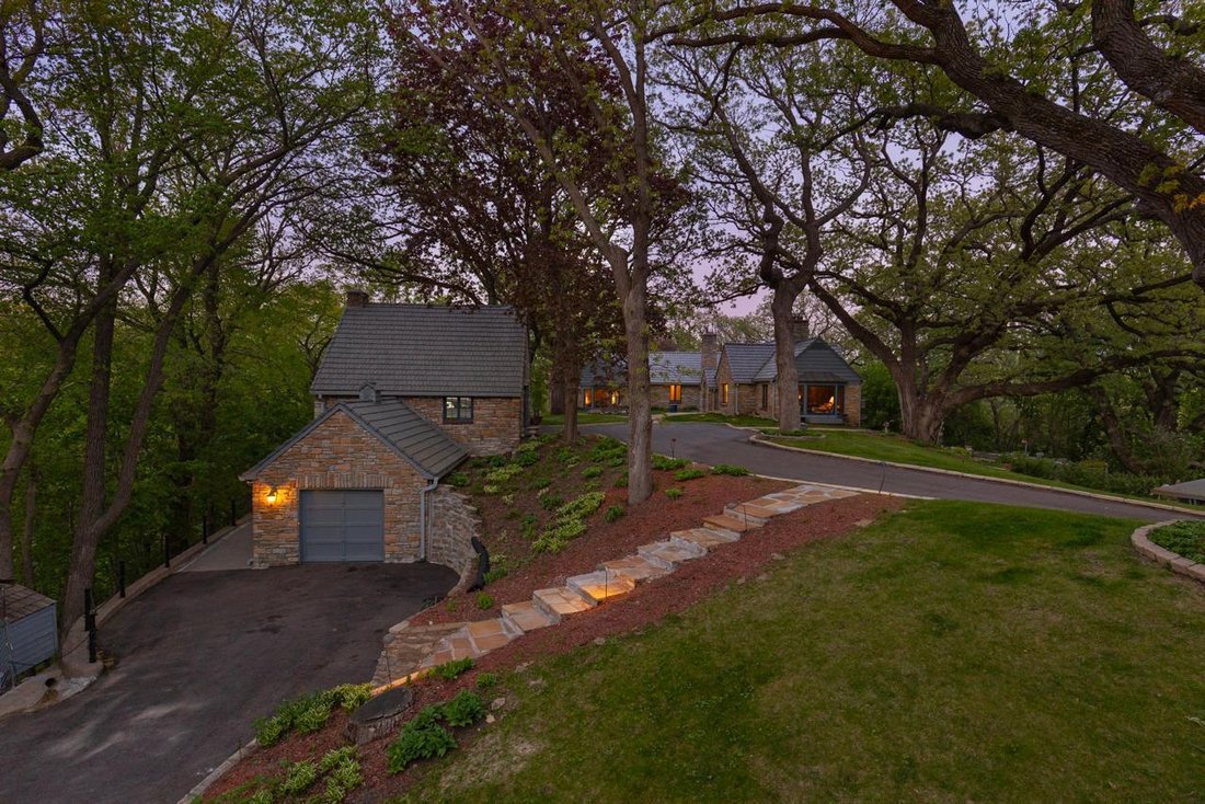 House in Eden Prairie, Minnesota, United States 2 - 17967293