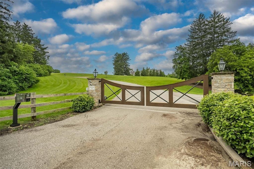 Land in Town and Country, Missouri, United States 1 - 17970478