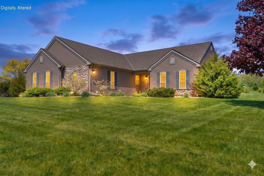 House in Muskego, Wisconsin, United States 2 - 17971841