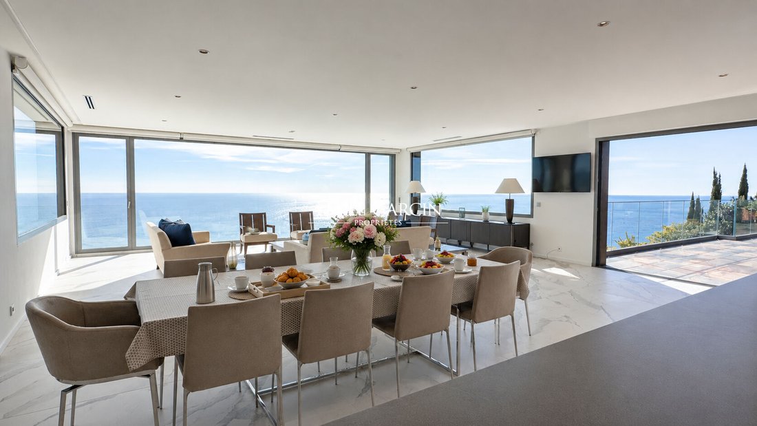 Villa in Théoule-sur-Mer, Provence-Alpes-Côte d'Azur, France 5 - 12378662