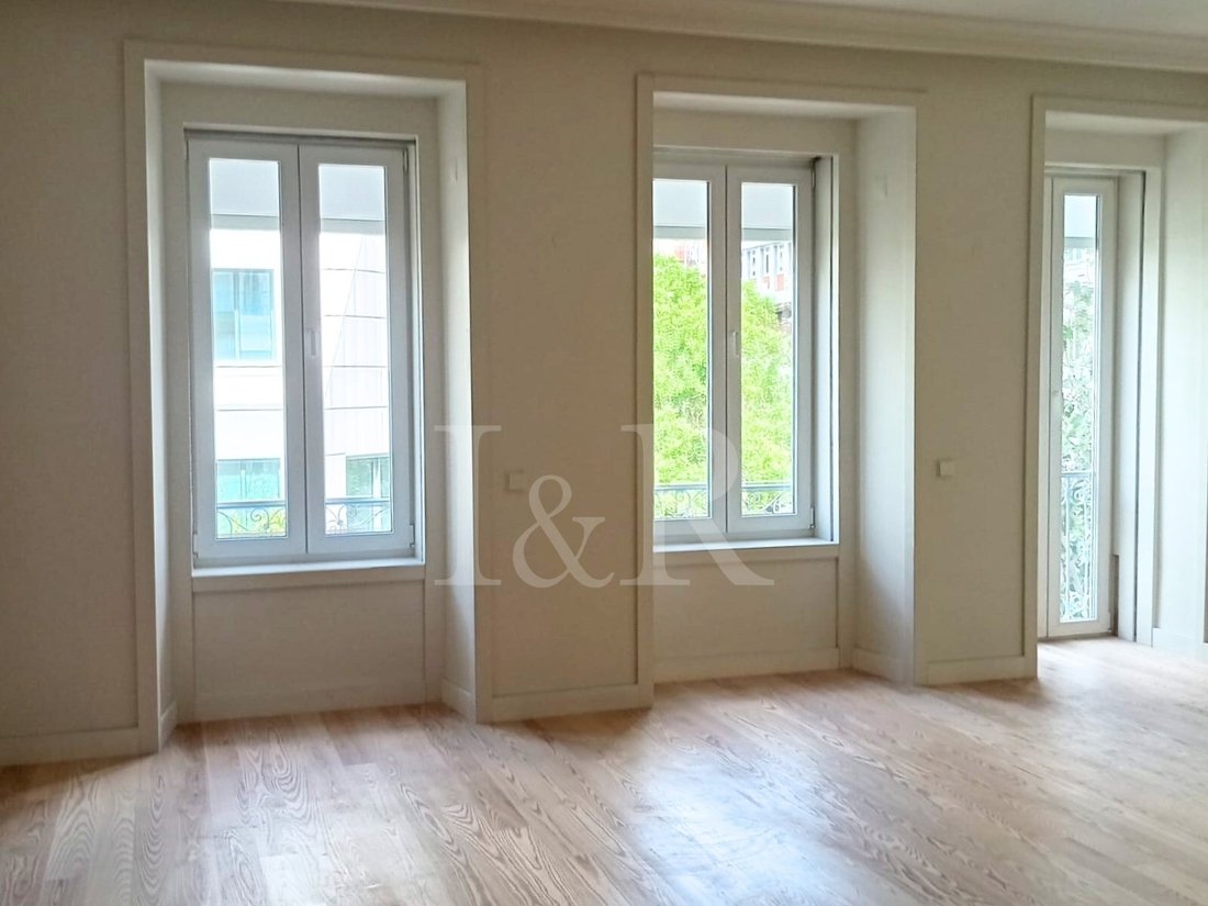 Apartment in Arroios, Lisbon, Portugal 2 - 15126086