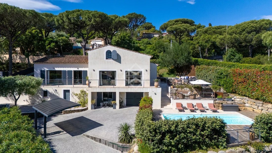 Villa in Nartelle-Noyer-Bellevue-bd des Sardinaux, Sainte-Maxime, France 2 - 17967441
