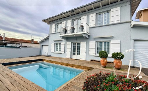 Casa a Est, Saint-Vincent-de-Tyrosse, Francia 1