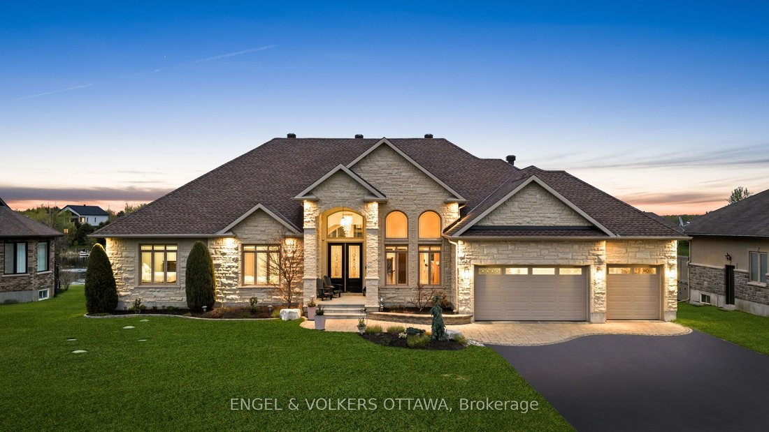 House in Ottawa, Ontario, Canada 2 - 17970085