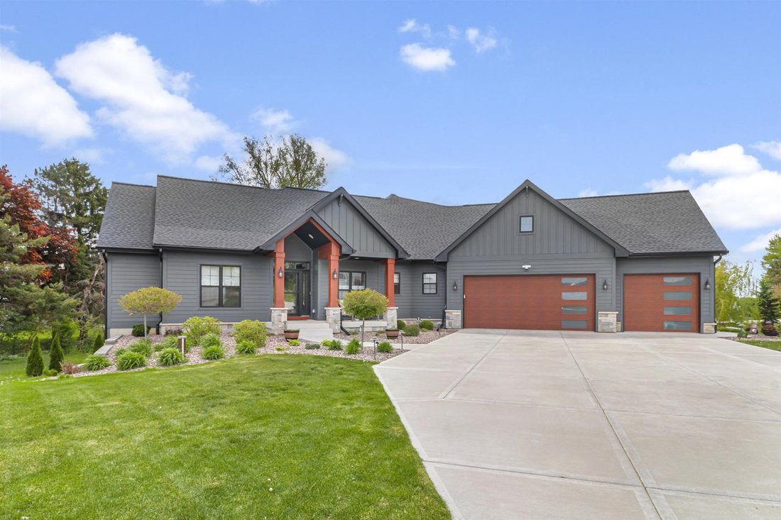 House in Sun Prairie, Wisconsin, United States 1 - 17965870