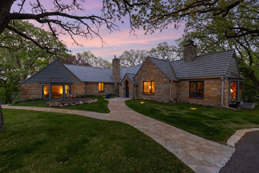 House in Eden Prairie, Minnesota, United States 1 - 17967293