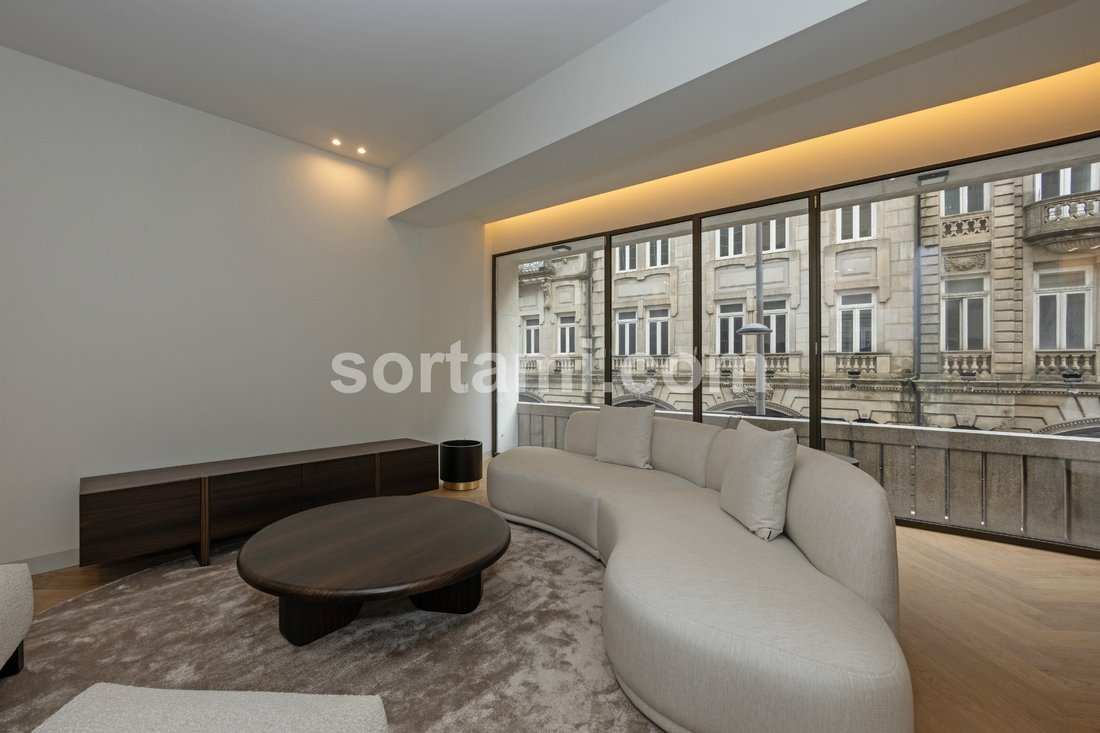 Apartment in Cedofeita, Santo Ildefonso, Se, Miragaia, Sao Nicolau e Vitoria, Porto District, Portugal 1 - 15933234