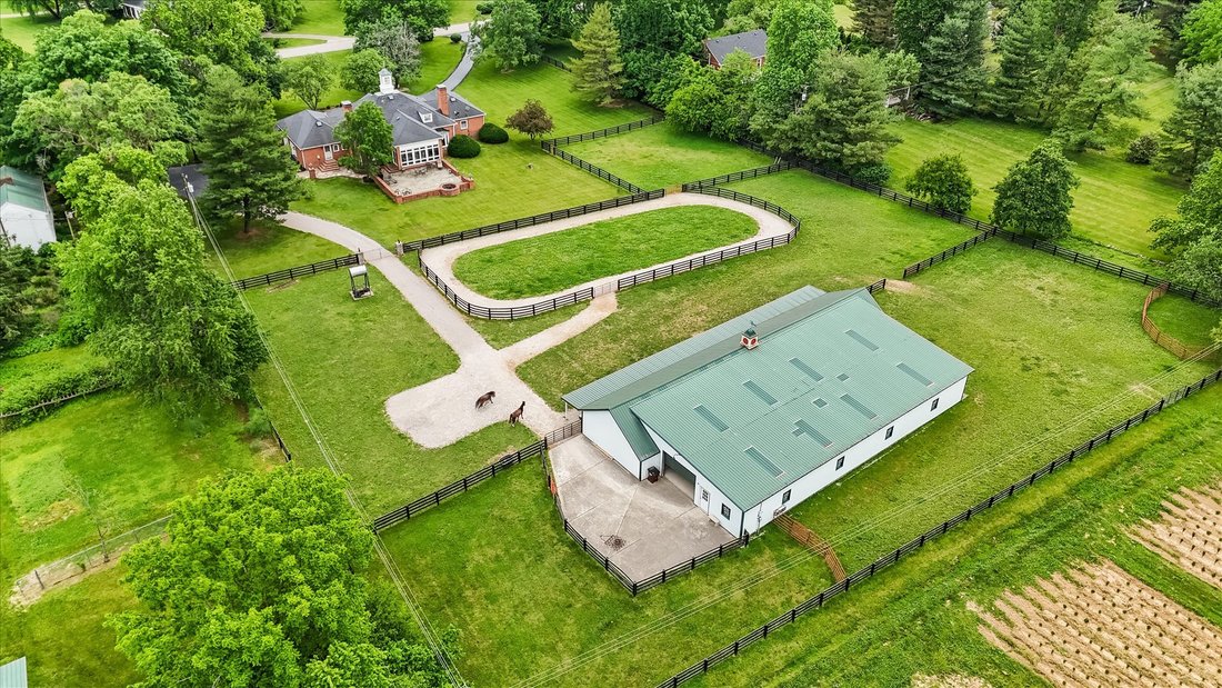 House in Shelbyville, Kentucky, United States 3 - 17967129