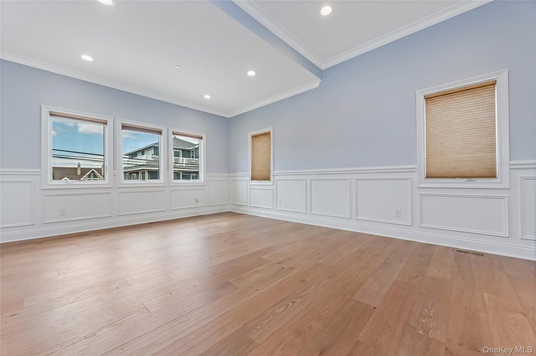 House in Long Beach, New York, United States 5 - 17966067