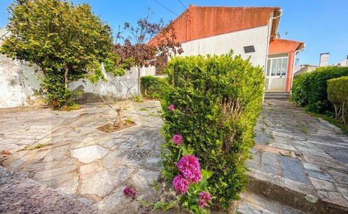 Townhouse in São João das Lampas, Lisbon, Portugal 1