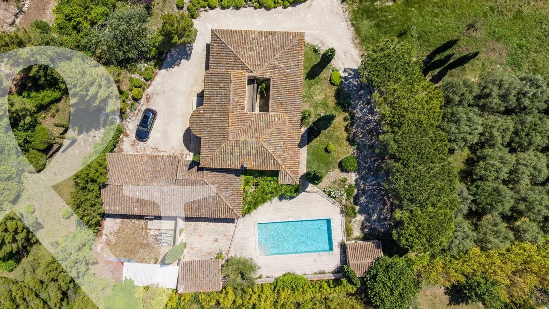 House in Paradou, Provence-Alpes-Côte d'Azur, France 4 - 17234994