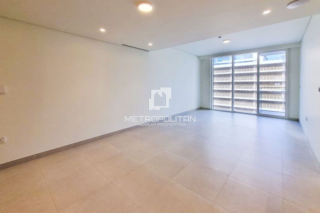 Apartment in Dubai Harbour, Dubai, United Arab Emirates 2 - 17409180