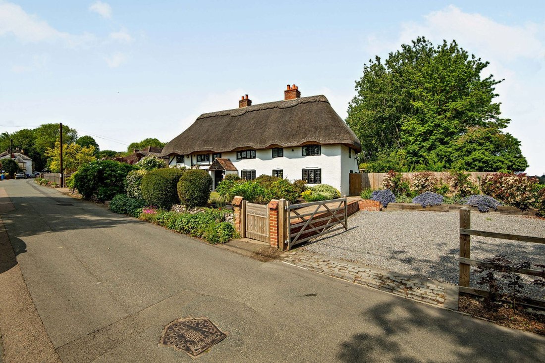 House in Borden, England 2 - 17966237