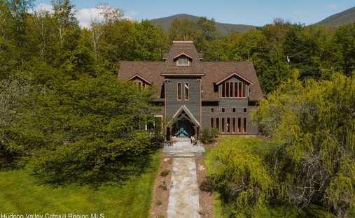 House in Willow, New York, United States 1