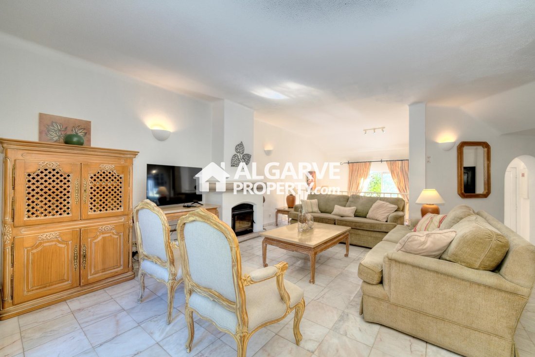 Villa in Vale do Lobo, Almancil, Portugal 2 - 17965435