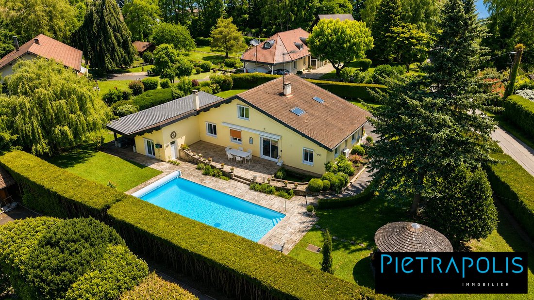 House in Ouest, Saint-Genis-Pouilly, France 1 - 17971614