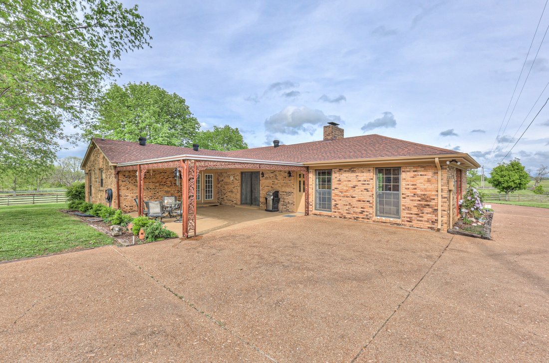 House in Gallatin, Tennessee, United States 4 - 17969450