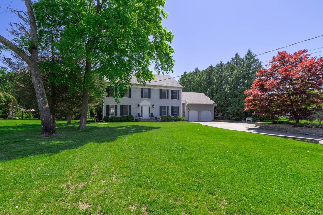 House in Saint James, New York, United States 2 - 17971383