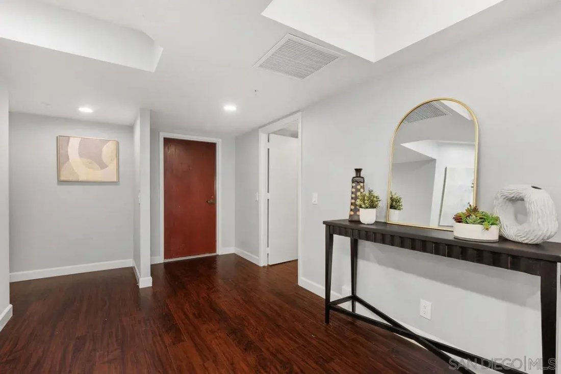 Condo in San Diego, California, United States 4 - 17970483