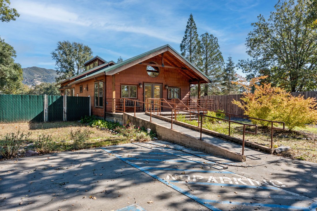 House in Redwood Valley, California, United States 1 - 17968080
