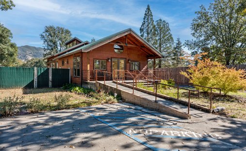 House in Redwood Valley, California, United States 1