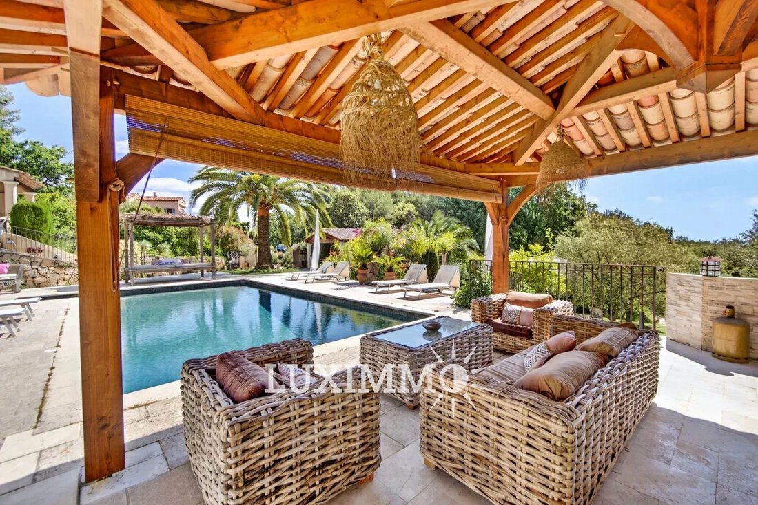 House in Le Rouret, Provence-Alpes-Côte d'Azur, France 3 - 17968512