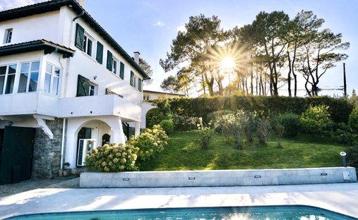 House in Centre Ville, Saint-Jean-de-Luz, France 1