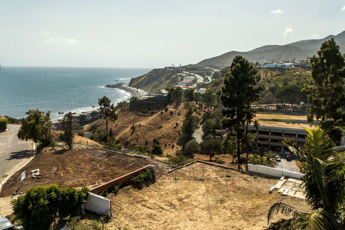 Land in Los Angeles, California, United States 2 - 17971783