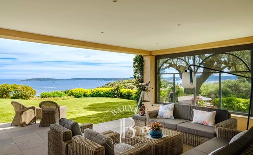 Villa in Basse Suane-Les Virgiles, Sainte-Maxime, France 1