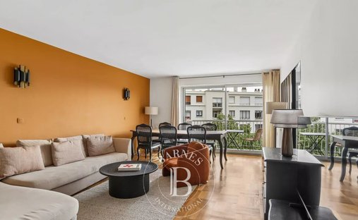 Apartment in Porte Dauphine, Paris 16e Arrondissement, Paris 1
