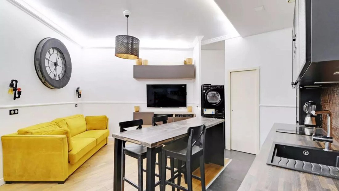 Apartment in Muette Nord, Paris 16e Arrondissement, Paris 4 - 17967529