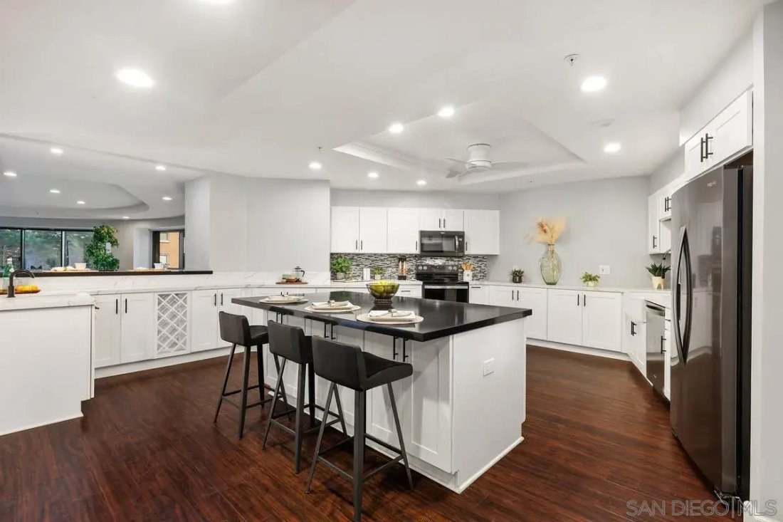 Condo in San Diego, California, United States 5 - 17970483