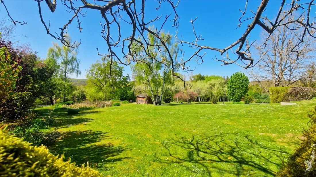 Estate in Annet-sur-Marne, Ile-de-France, France 2 - 17970281