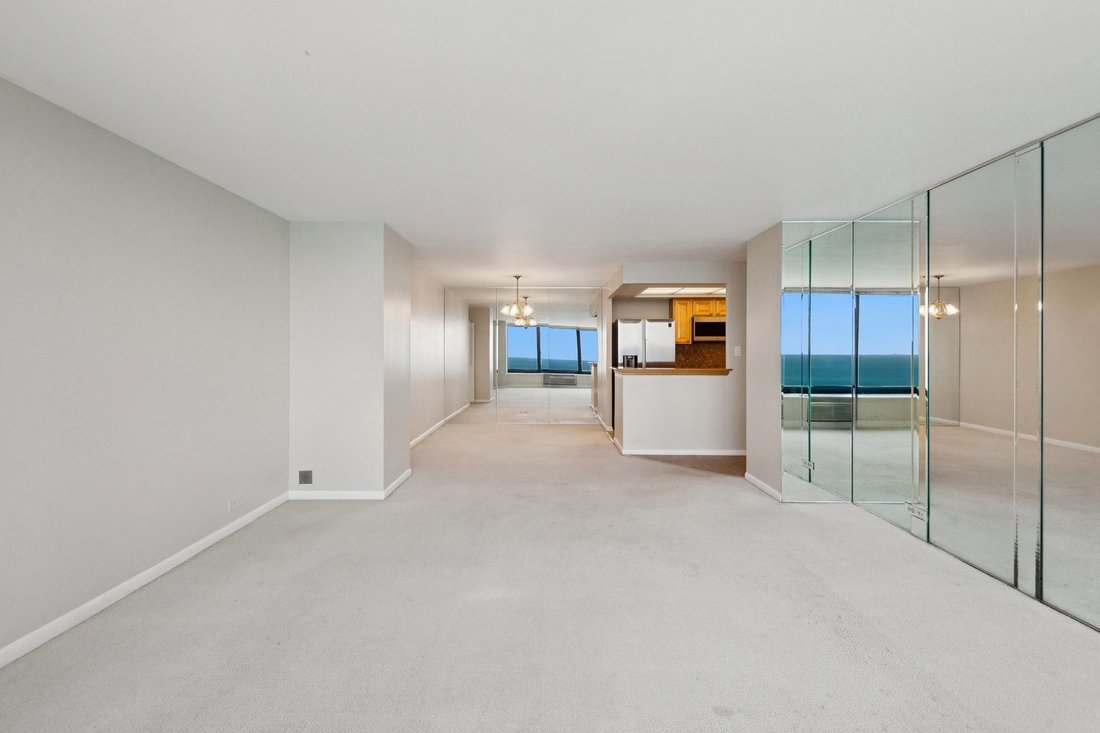 Condo in Chicago, Illinois, United States 5 - 17966581