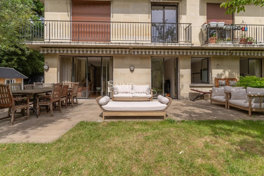 Apartment in Saint James-Général Koenig, Neuilly-sur-Seine, France 4 - 17967112