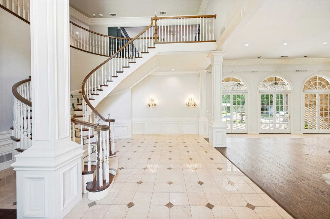 House in Dallas, Texas, United States 5 - 17971380
