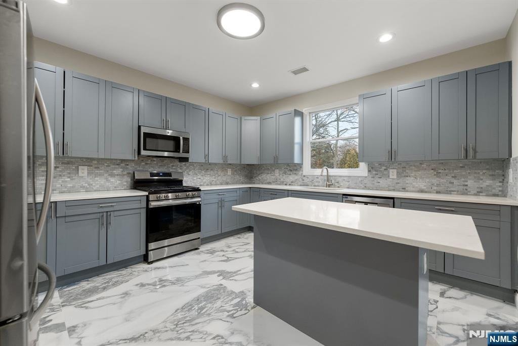 House in Fair Lawn, New Jersey, United States 5 - 17968198