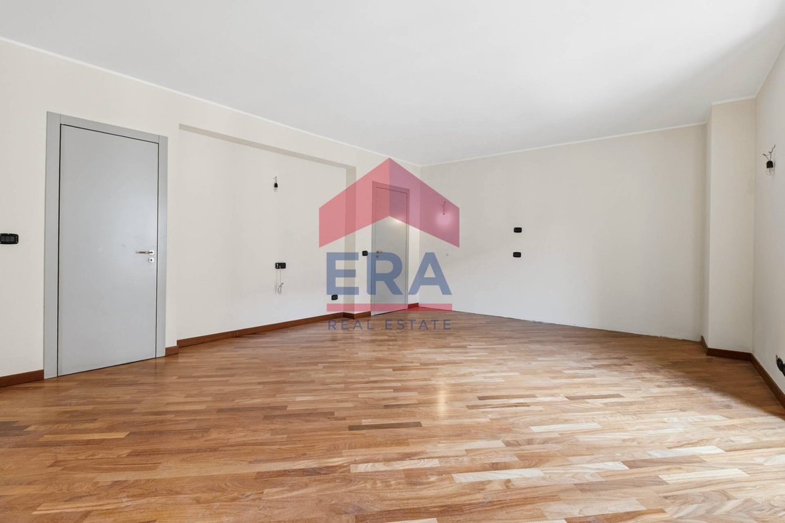 Apartment in Brera, Milan, Italy 5 - 17971192