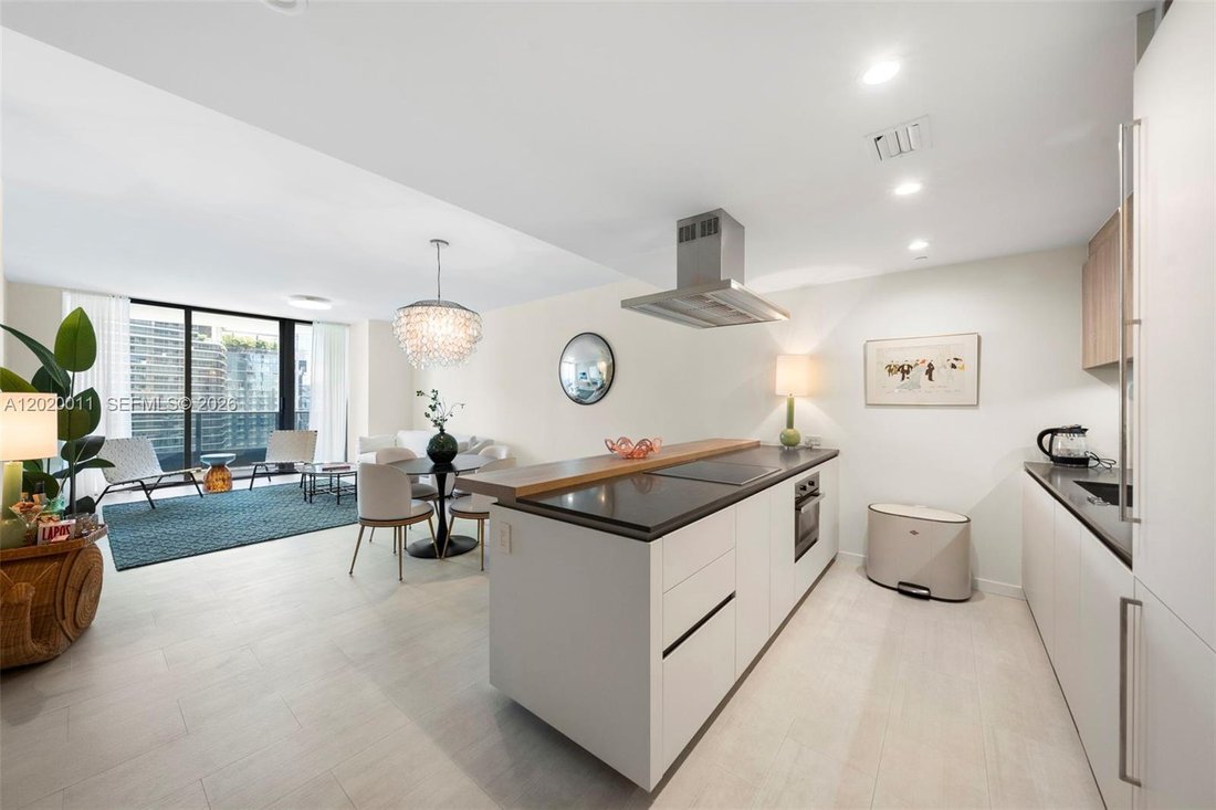 Condo in Miami, Florida, United States 2 - 17967025