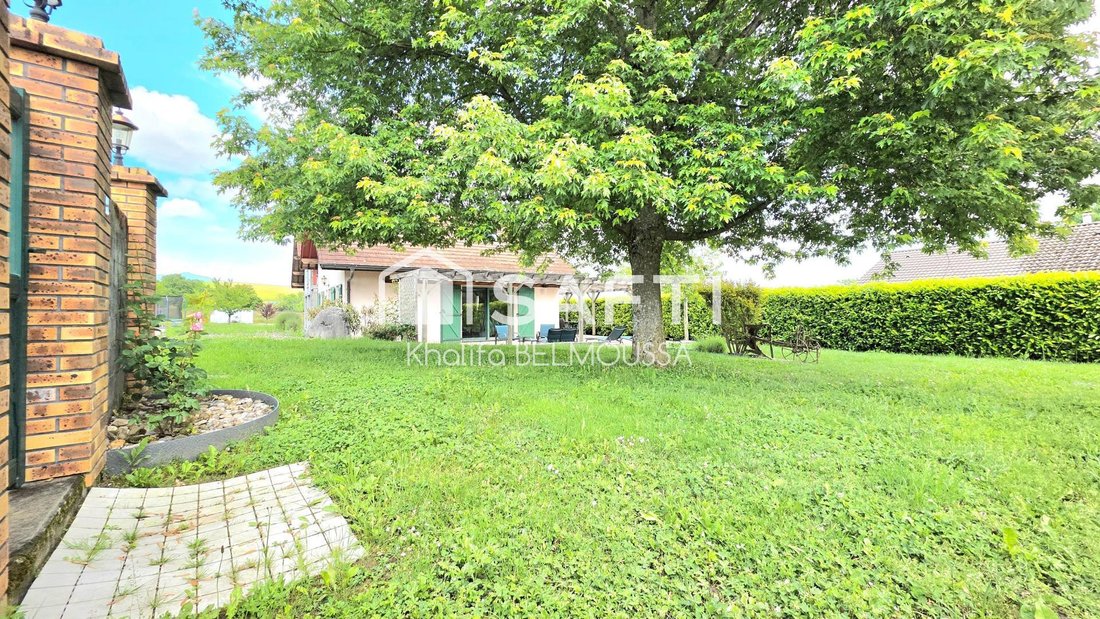 House in Bassy, Auvergne-Rhône-Alpes, France 1 - 17968040