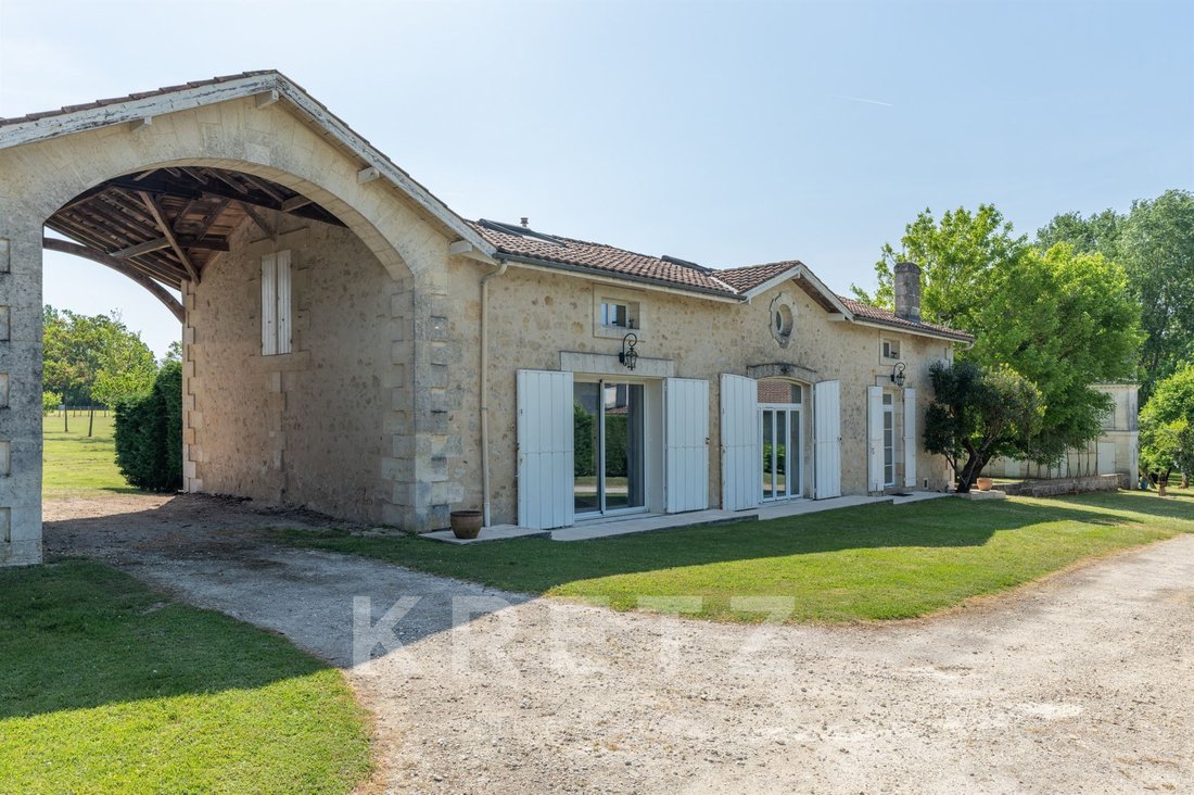 Estate in Saint Bruno-Saint Augustin, Bordeaux, France 5 - 17967309