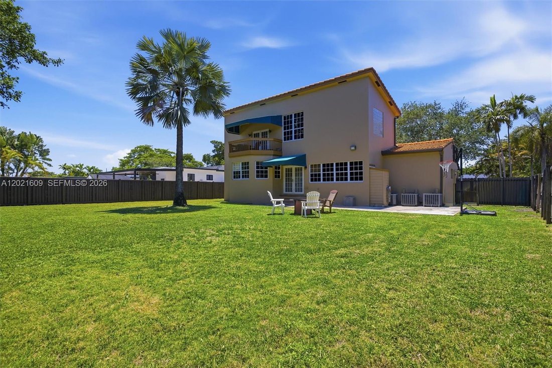 House in Miami Springs, Florida, United States 5 - 17966831
