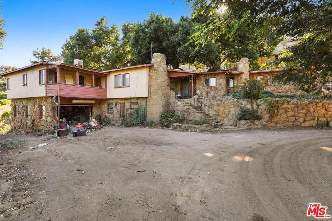 House in Canoga Park, California, United States 2 - 17968233