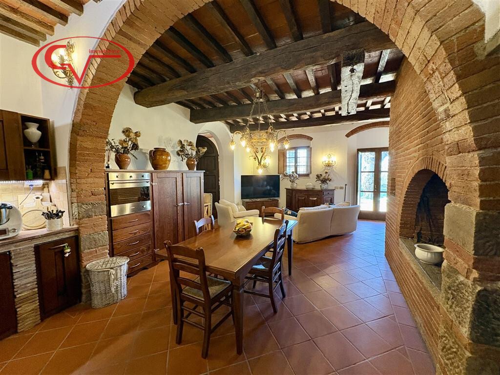 House in Loro Ciuffenna, Tuscany, Italy 4 - 17970588