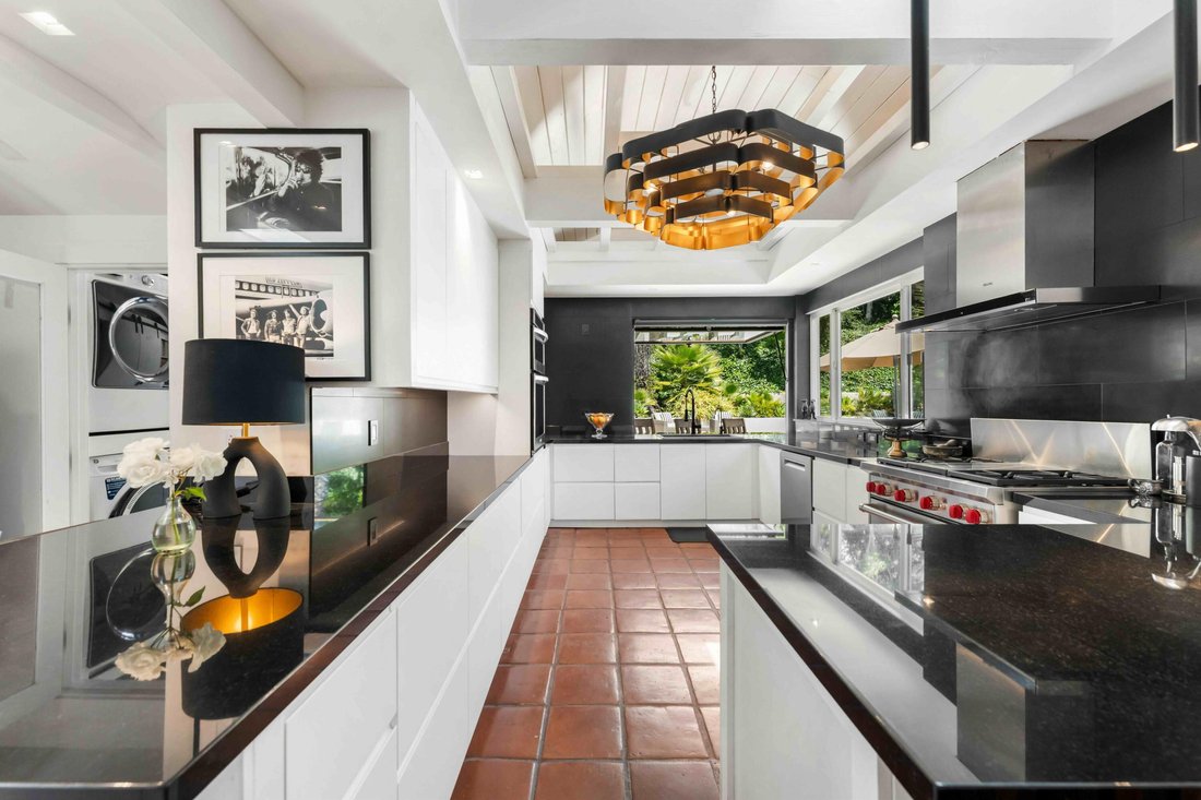 House in Santa Barbara, California, United States 5 - 17968423