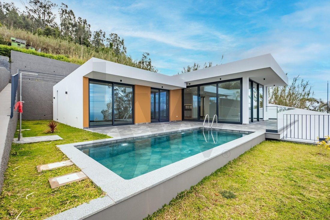 House in Arco da Calheta, Madeira, Portugal 1 - 17253596