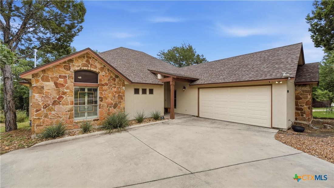 House in New Braunfels, Texas, United States 2 - 17968702