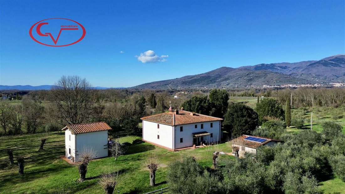 House in Loro Ciuffenna, Tuscany, Italy 2 - 17970588