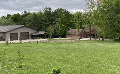 House in Clintonville, Wisconsin, United States 1