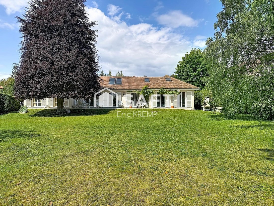 House in Ouest, Lamorlaye, France 1 - 17968012